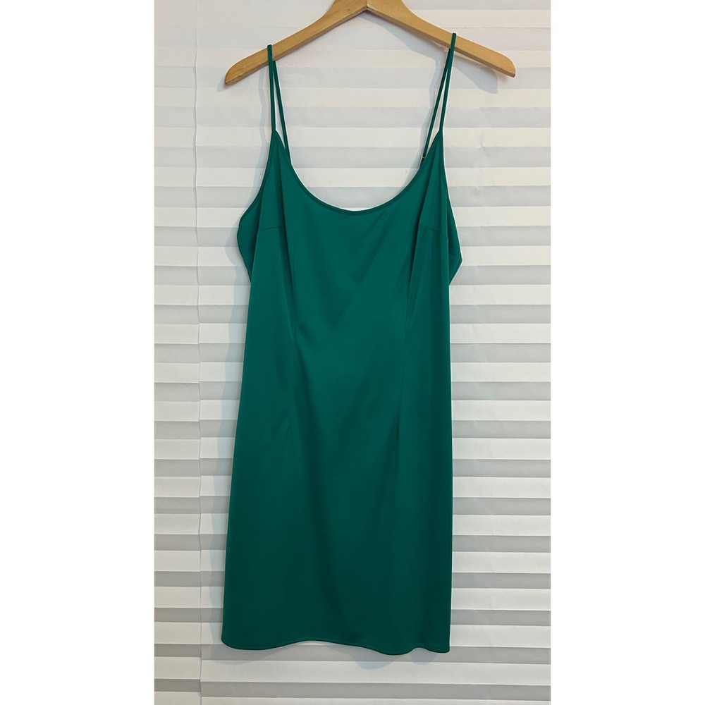 Donna Morgan Emerald Green‎ Spaghetti Strap Slip Dress 14 Mini Lined Scoop Neck